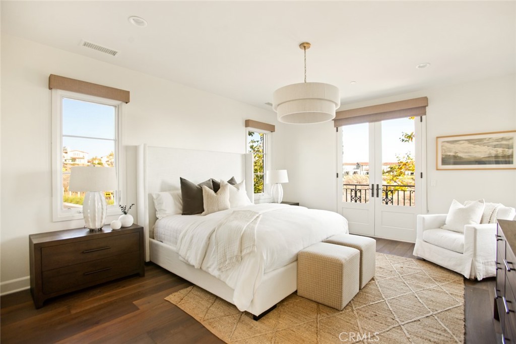 MLS #OC25229621 image #37