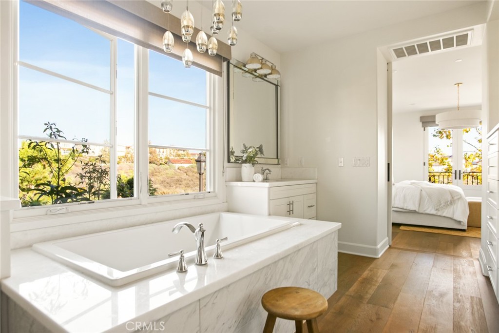 MLS #OC25229621 image #42