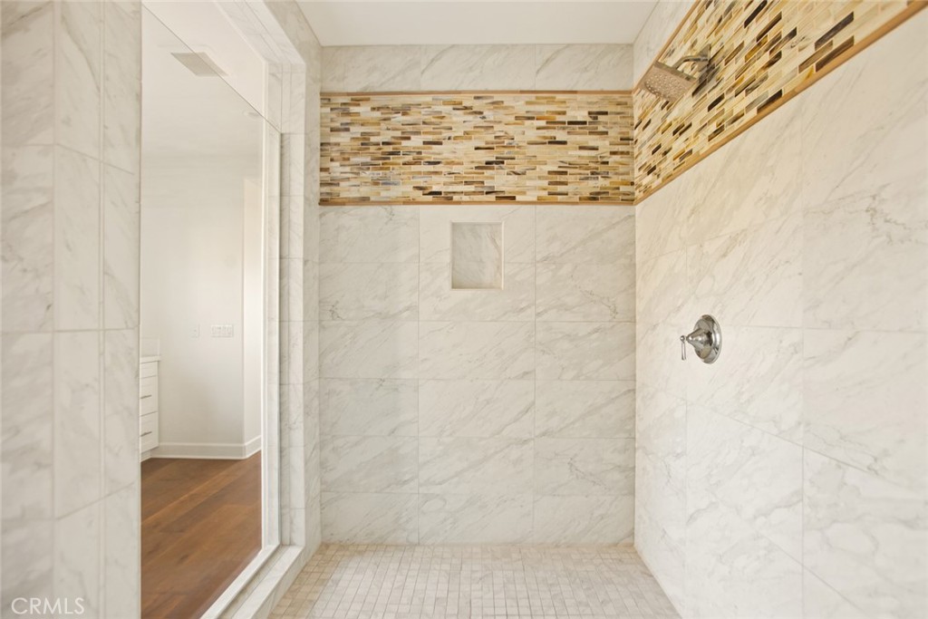 MLS #OC25229621 image #44