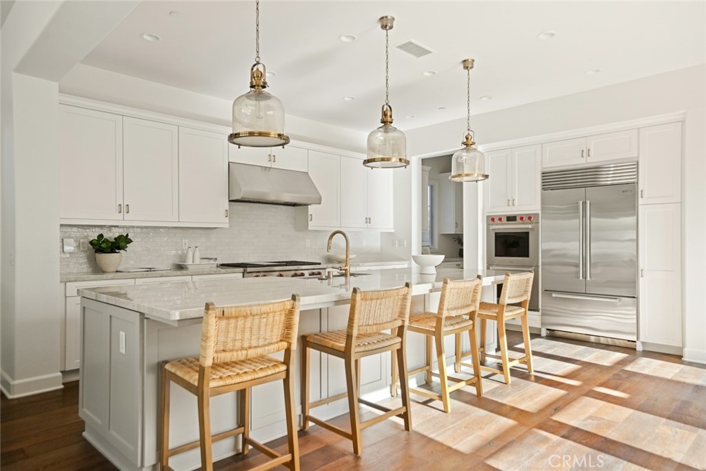 MLS #OC25229621 image #9