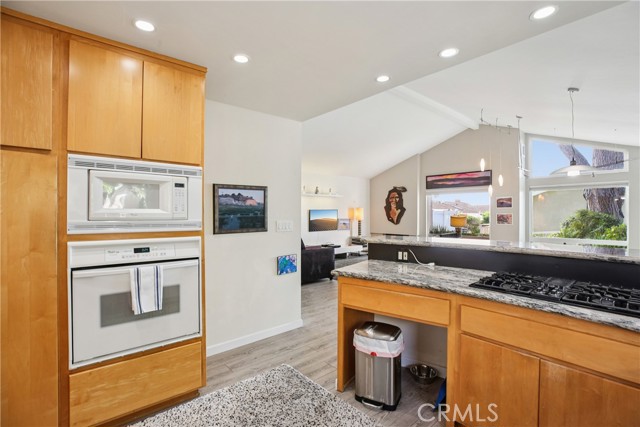 MLS #OC25229762 image #10