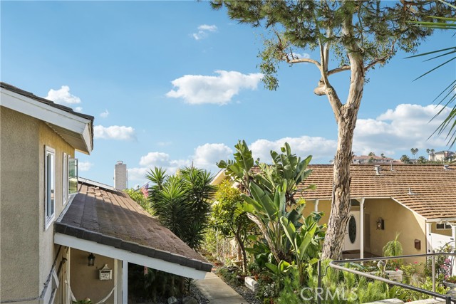 MLS #OC25229762 image #24