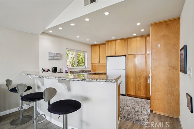 MLS #OC25229762 image #9