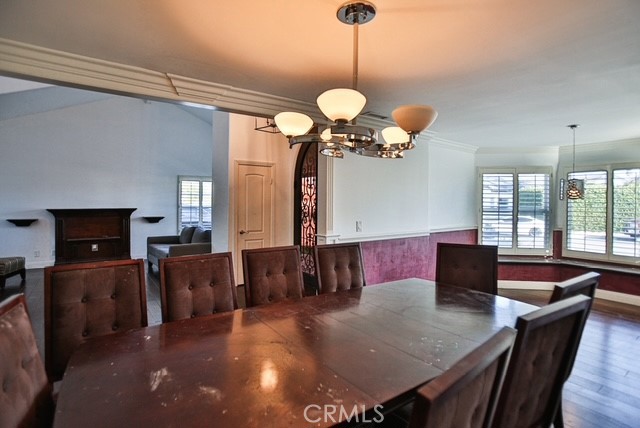 MLS #OC25229763 image #24