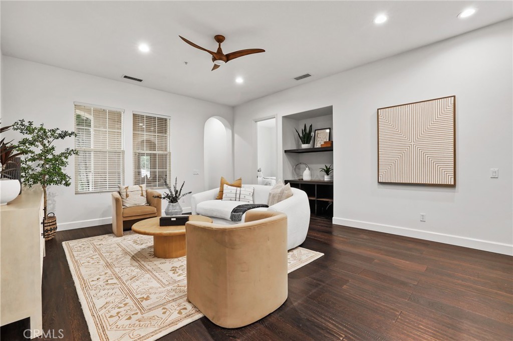 MLS #OC25229968 image #22