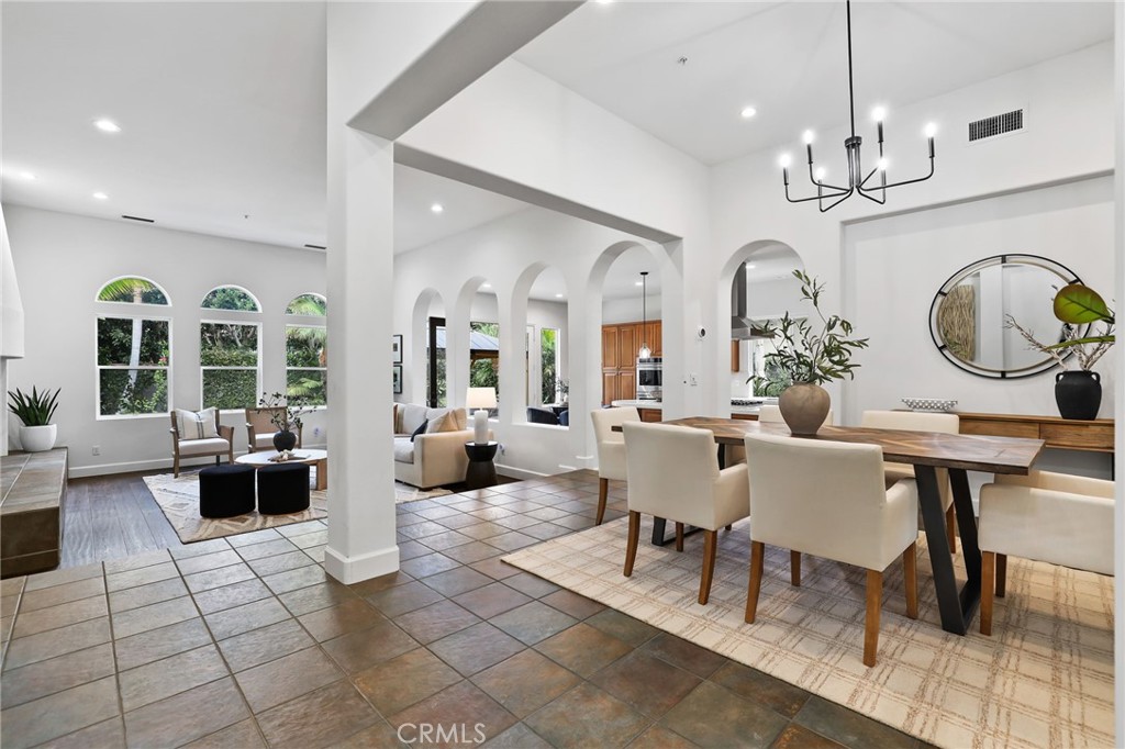 MLS #OC25229968 image #4