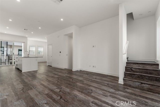 MLS #OC25229977 image #11