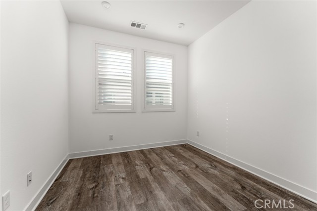 MLS #OC25229977 image #24