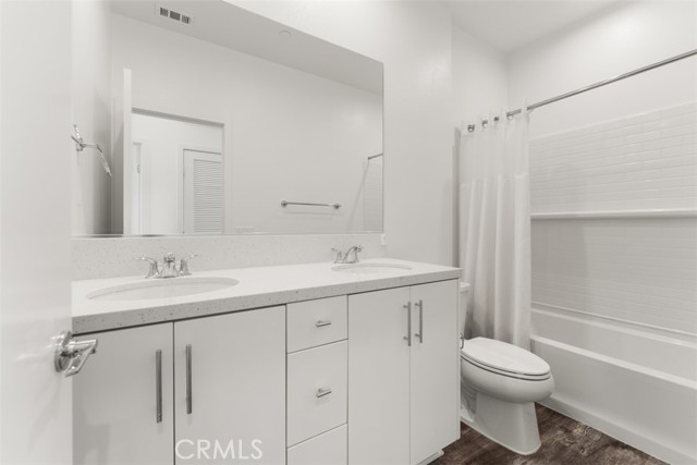 MLS #OC25229977 image #31