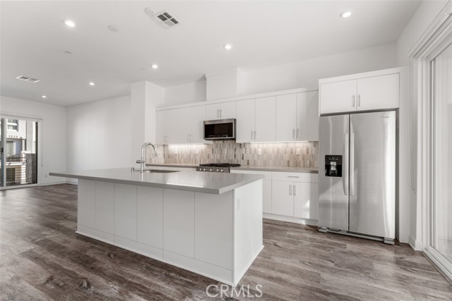 MLS #OC25229977 image #7