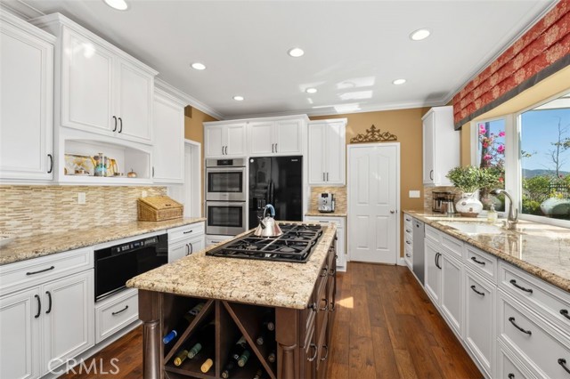 MLS #OC25230140 image #13