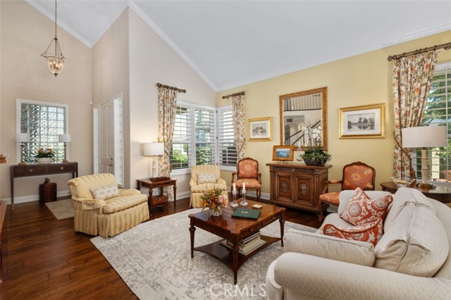 MLS #OC25230140 image #9