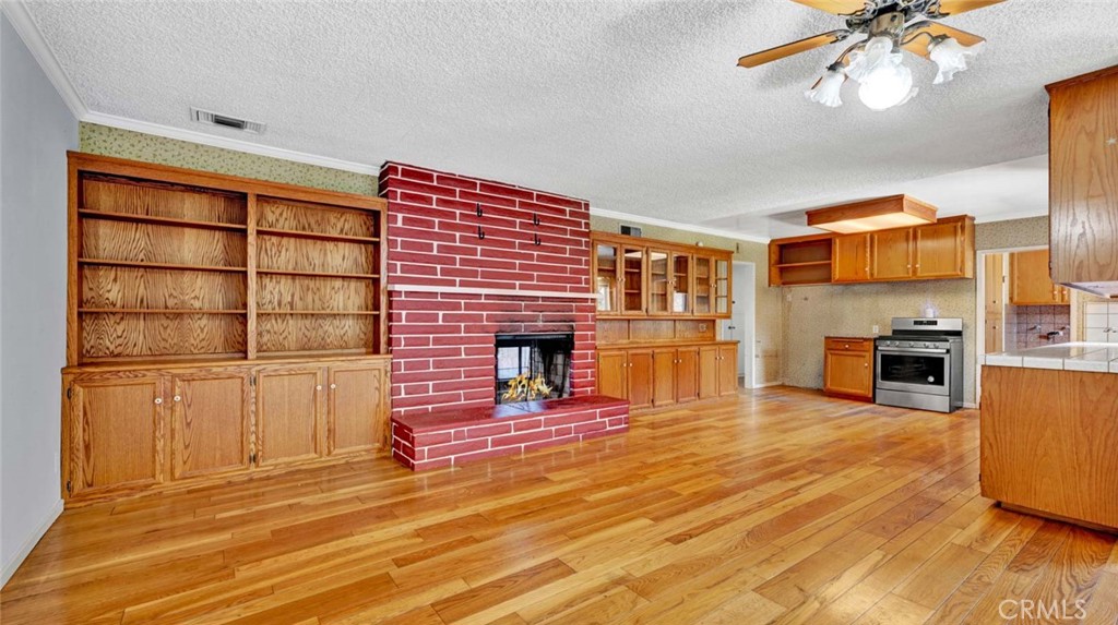 MLS #OC25230145 image #12