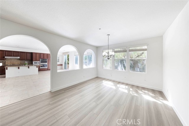 MLS #OC25230343 image #22