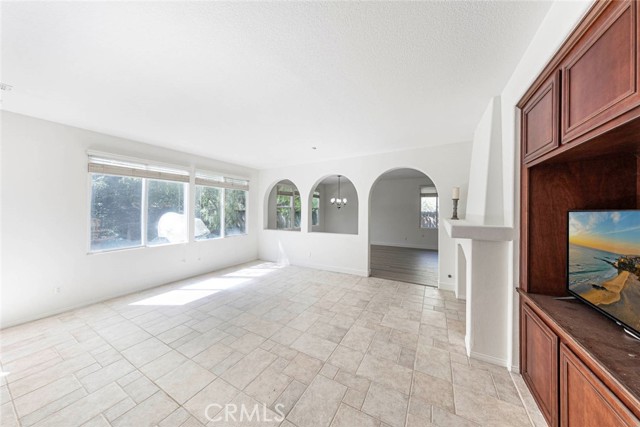 MLS #OC25230343 image #27