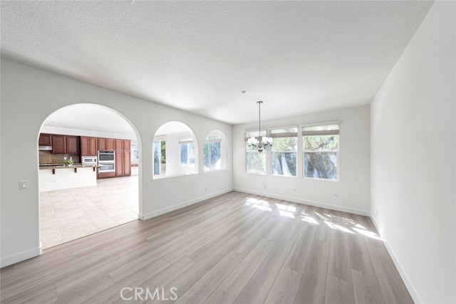 MLS #OC25230343 image #30