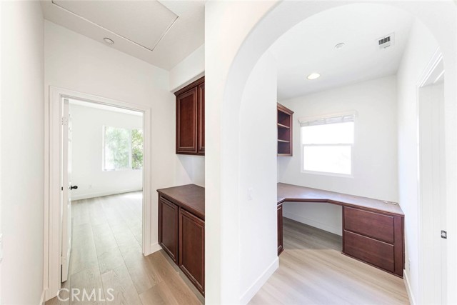 MLS #OC25230343 image #7