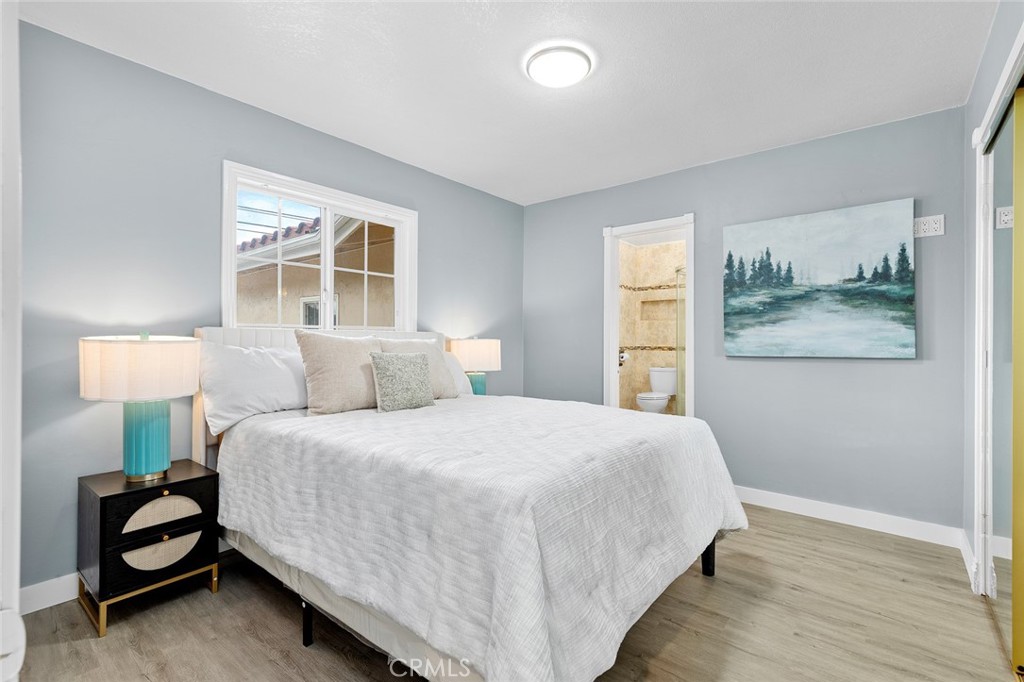 MLS #OC25230442 image #13