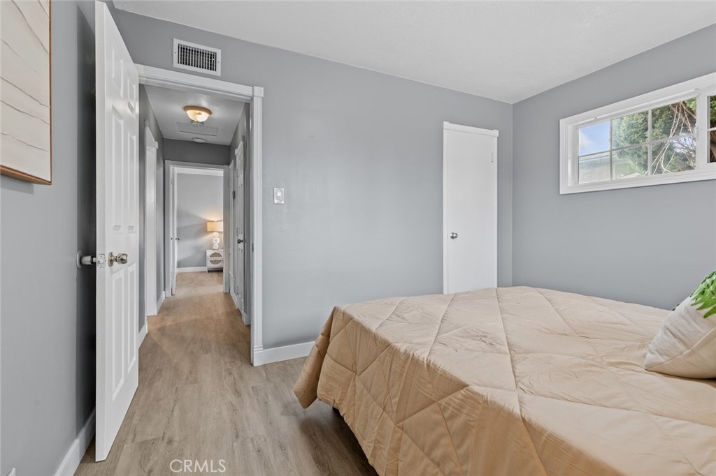 MLS #OC25230442 image #16