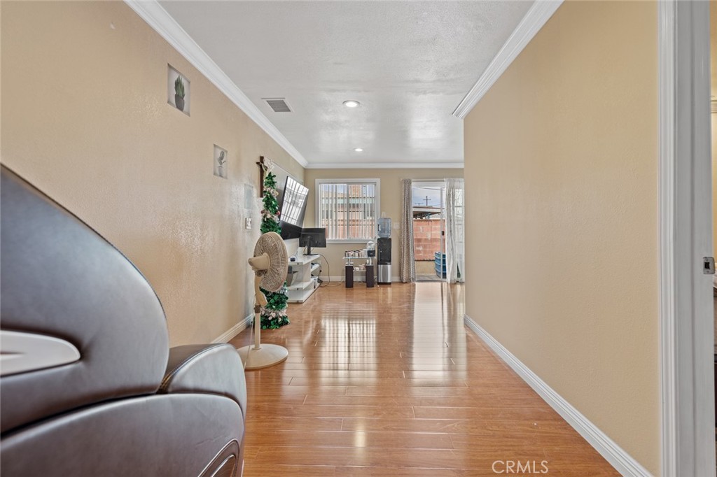 MLS #OC25230442 image #29