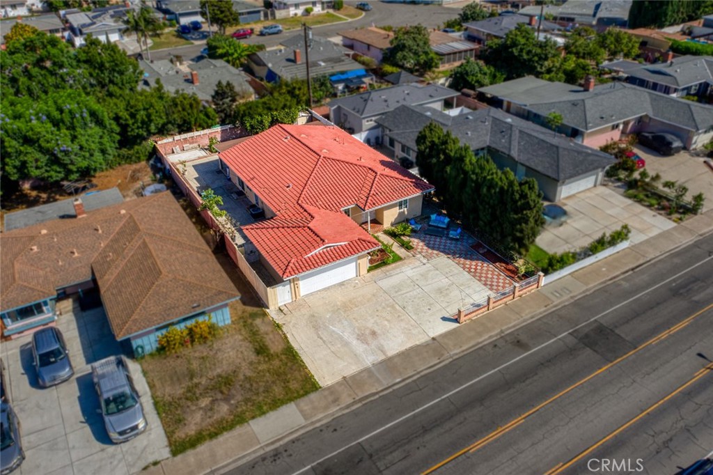 MLS #OC25230442 image #41