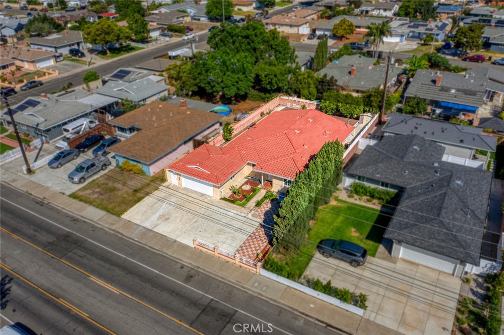 MLS #OC25230442 image #42