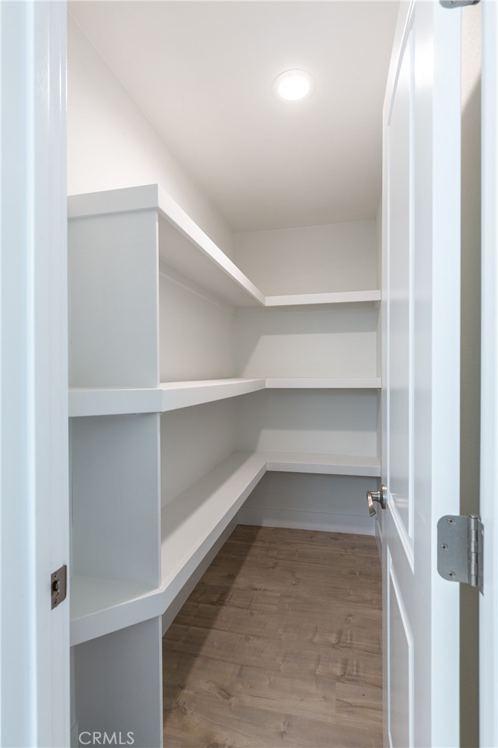 MLS #OC25230449 image #6