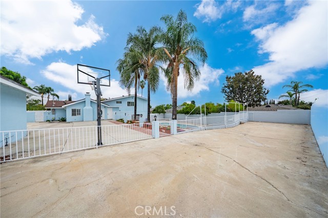 MLS #OC25230537 image #22