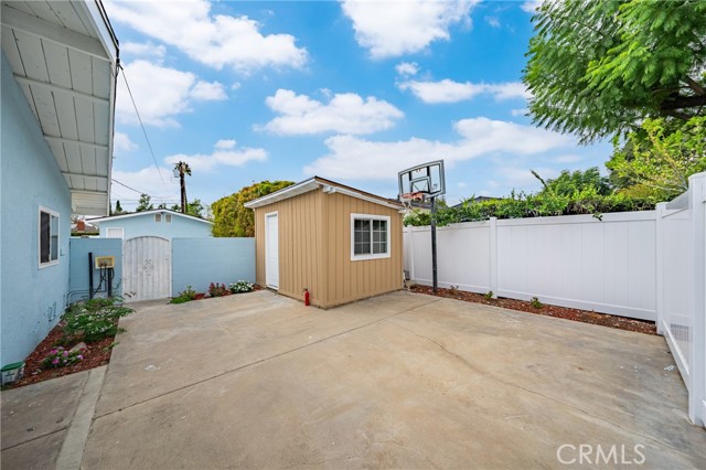 MLS #OC25230537 image #25