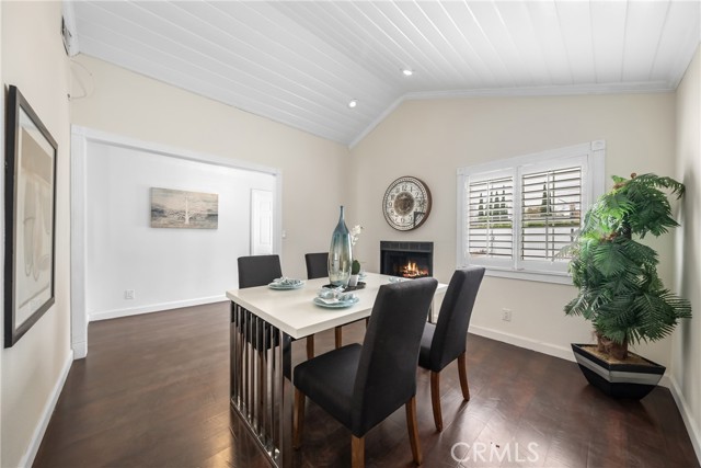 MLS #OC25230537 image #7