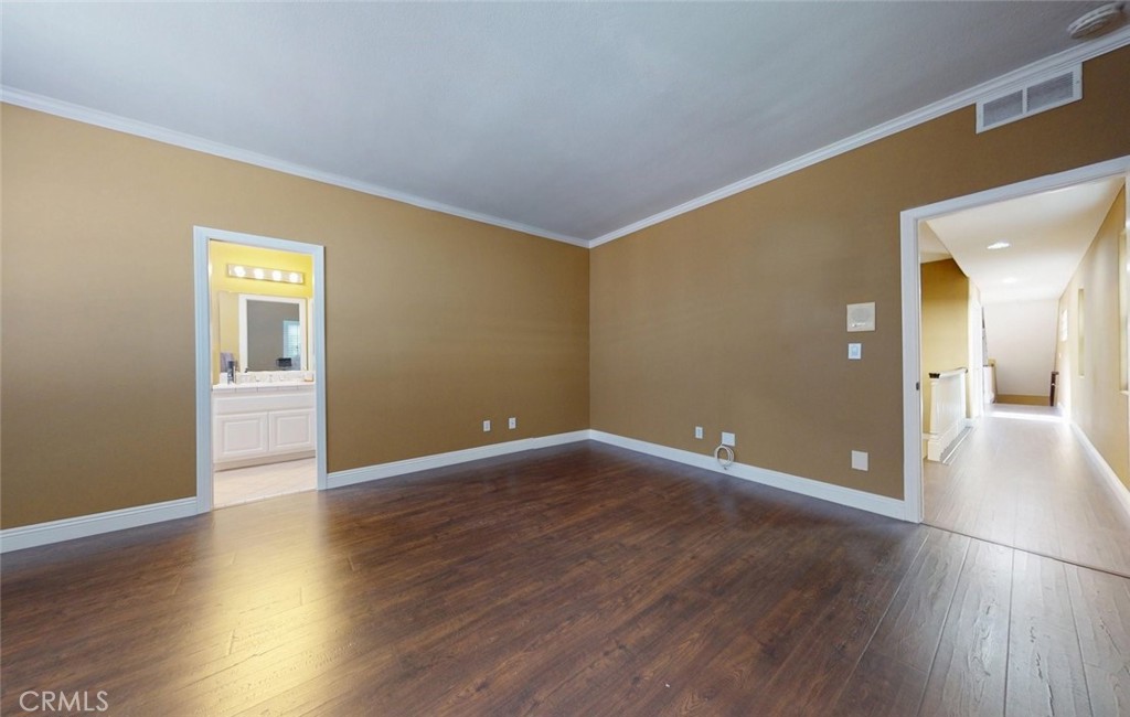 MLS #OC25230559 image #29