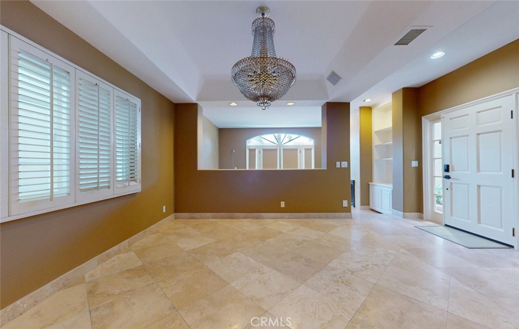 MLS #OC25230559 image #7