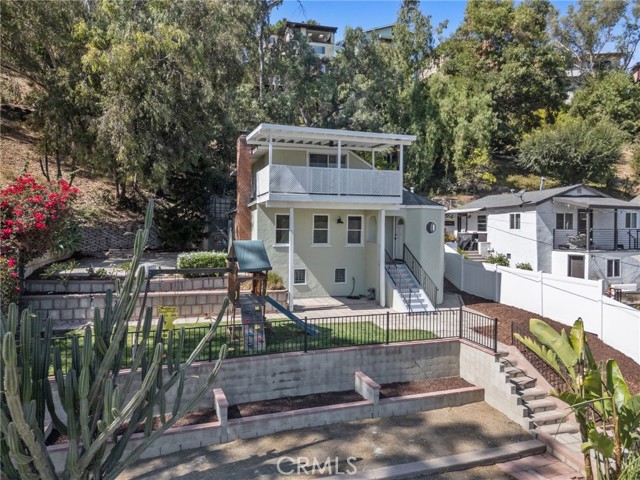 MLS #OC25230620 image #1