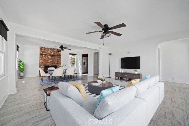 MLS #OC25230620 image #17