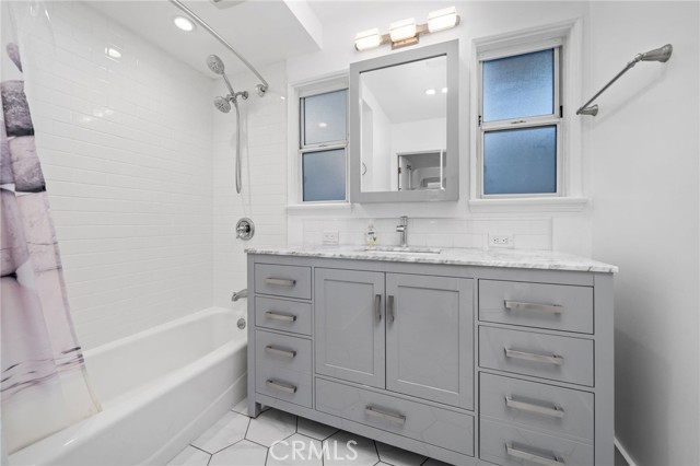 MLS #OC25230620 image #25