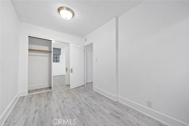 MLS #OC25230620 image #27
