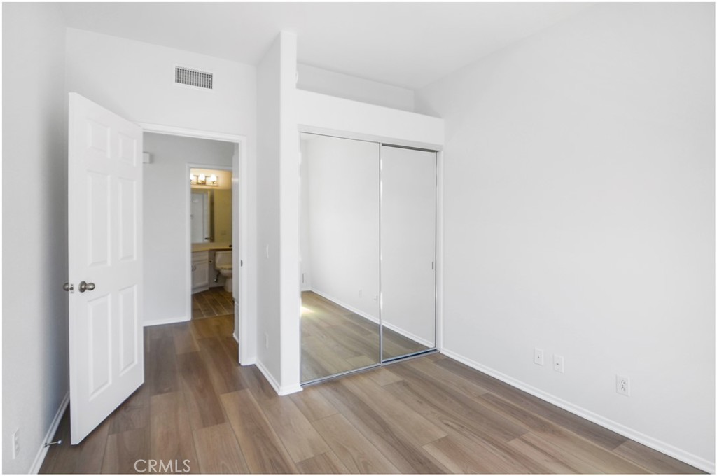 MLS #OC25230660 image #12