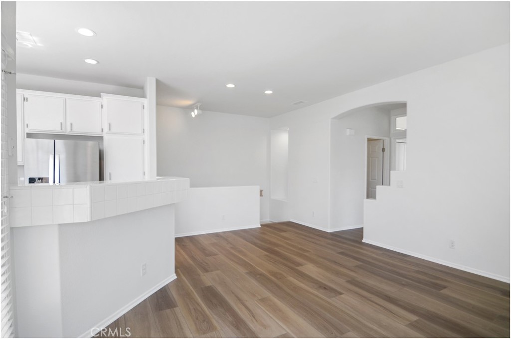 MLS #OC25230660 image #3