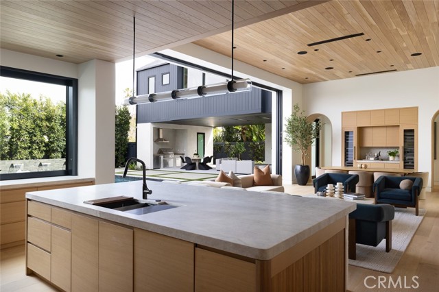 MLS #OC25230662 image #10