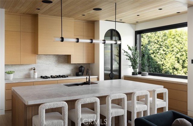 MLS #OC25230662 image #11