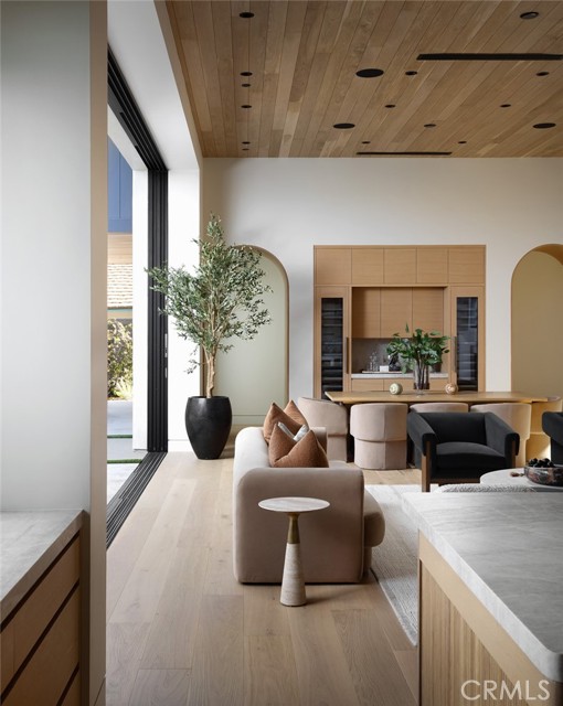 MLS #OC25230662 image #21