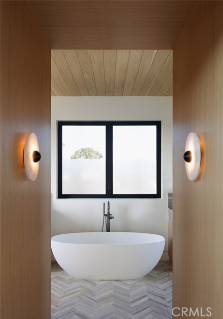 MLS #OC25230662 image #32