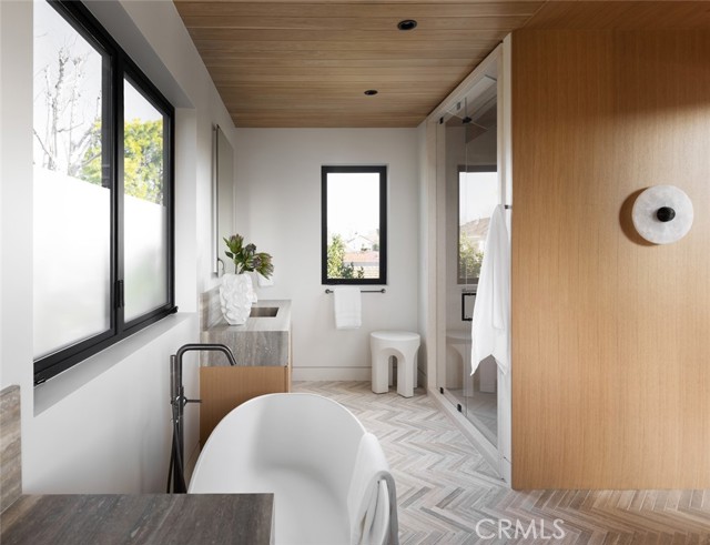 MLS #OC25230662 image #35