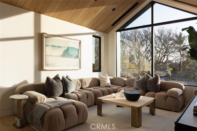 MLS #OC25230662 image #38