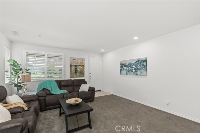 MLS #OC25230674 image #6