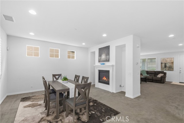 MLS #OC25230674 image #9