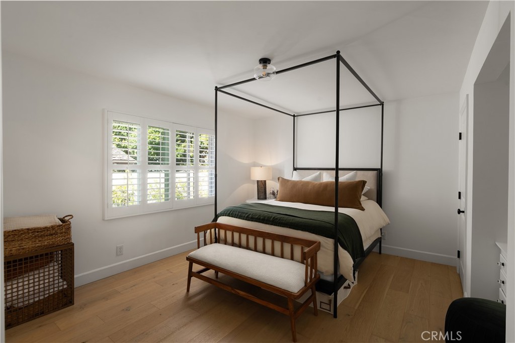 MLS #OC25230705 image #18