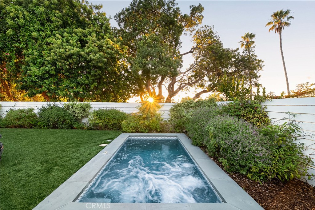 MLS #OC25230705 image #21