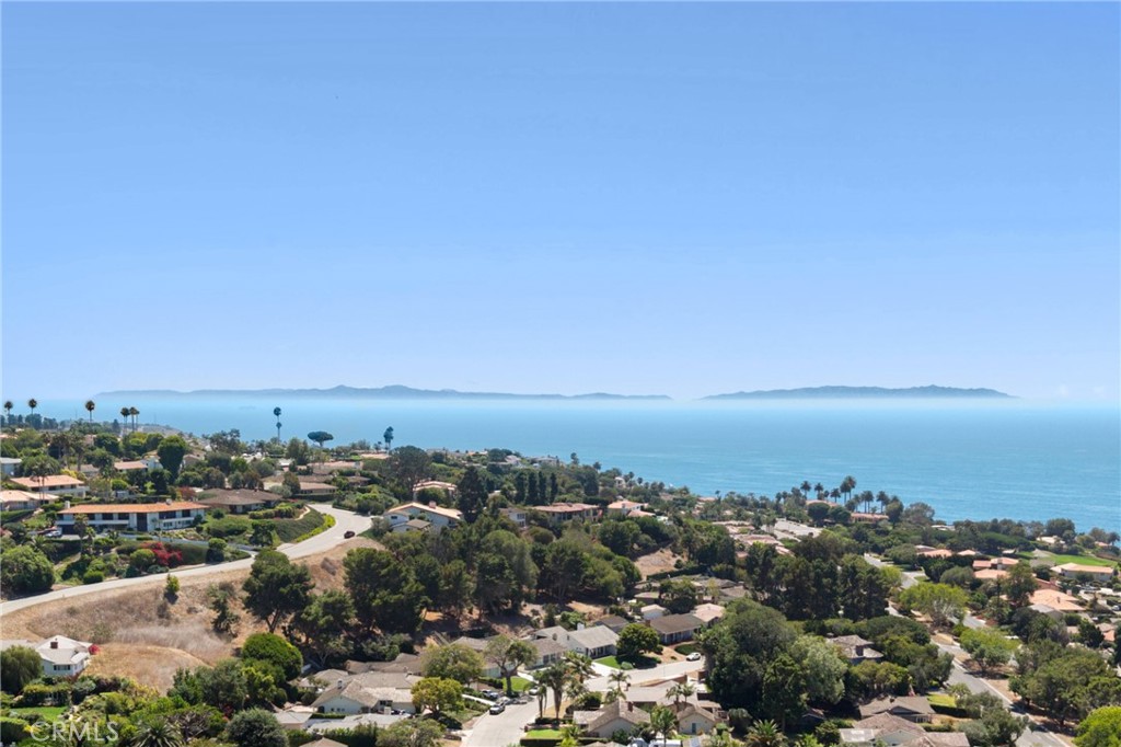 MLS #OC25230705 image #3