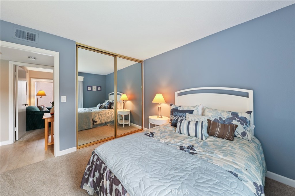 MLS #OC25231008 image #35